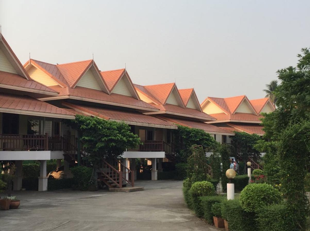 Maeping Mango Riverside Resort Kamphaeng Phet Luaran gambar