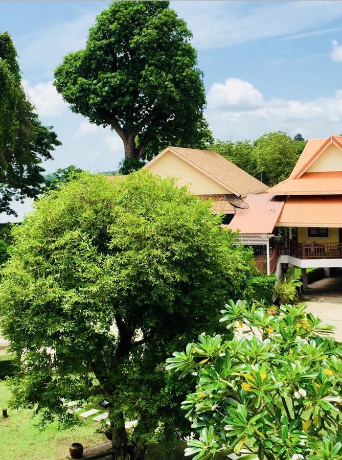 Maeping Mango Riverside Resort Kamphaeng Phet Luaran gambar